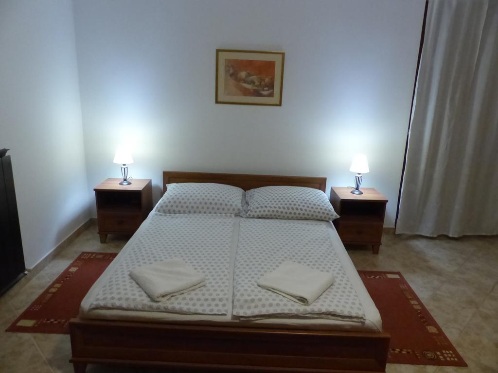 Toscana Lakeside Apartments I - II Family Friend Siofok Room photo